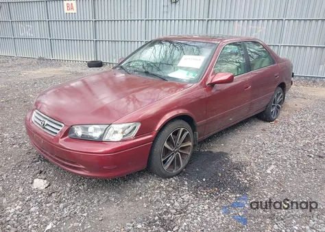 2001 Toyota Camry Le из США, поврежденный, VIN 4T1BG22K31U073576